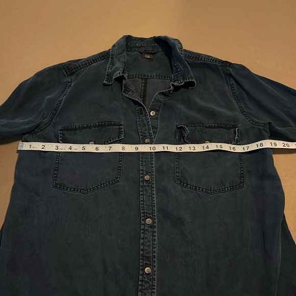 CLUB MONACO Dark Blue Button Down - Size M - Picture 7 of 12